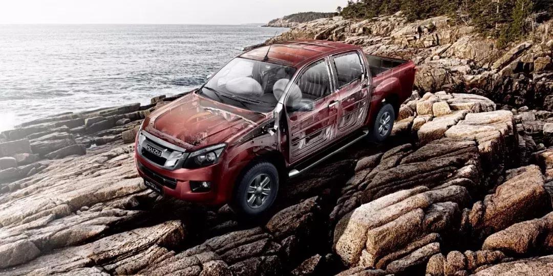 高端玩家就一定要靠RMB？未必，或许你只差一台D-MAX