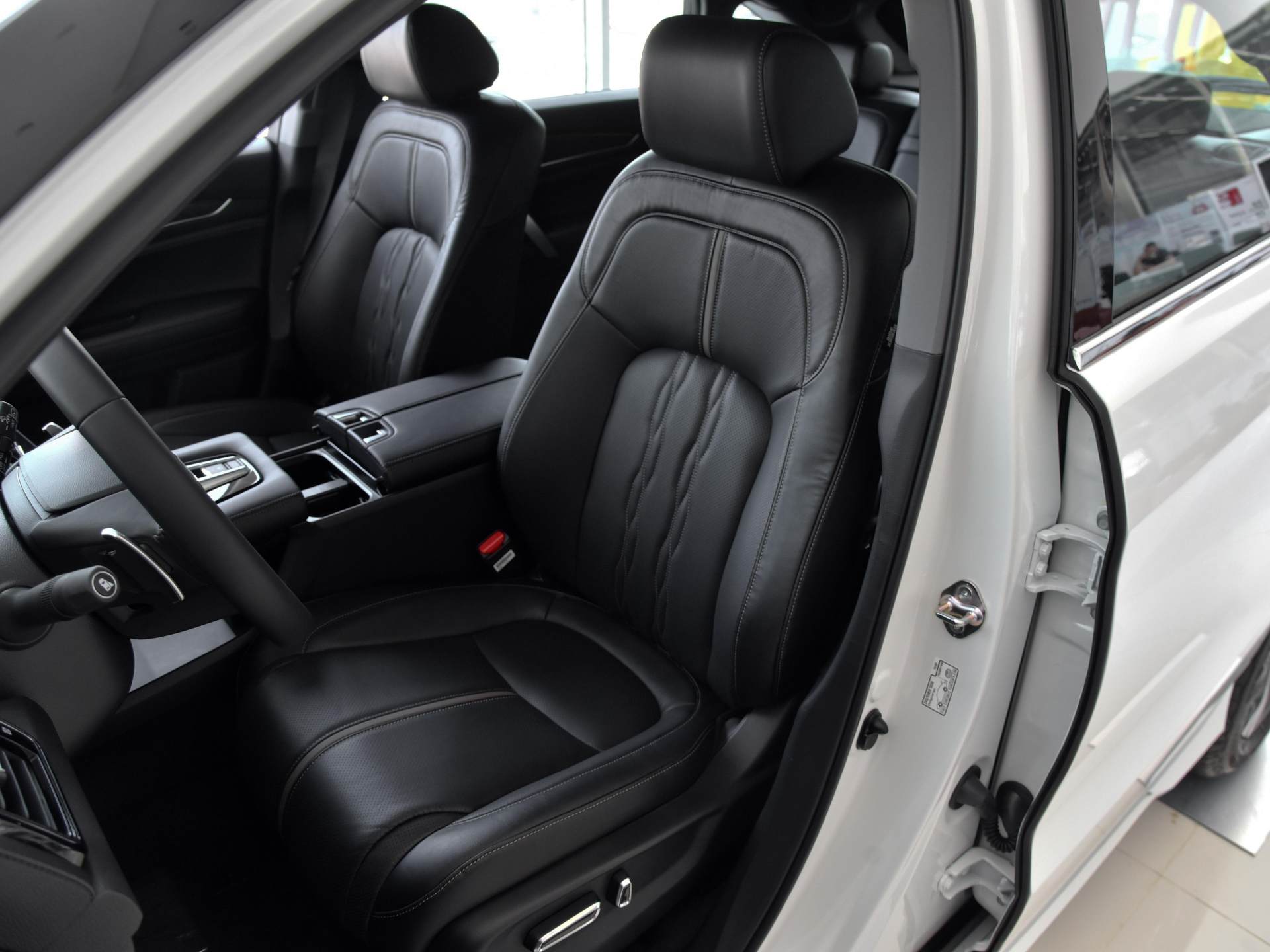 大空间五座suv本田urv值得选,空间大油耗低内饰好的suv