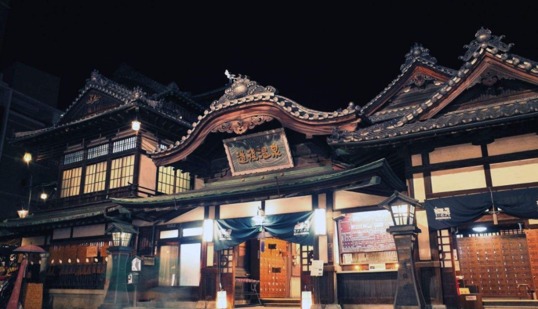 千与千寻油屋原型手绘图,千与千寻油屋和洪崖洞