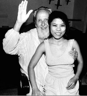 逼迫11岁少女当*奴性**、性侵女儿和儿媳、害死亲儿子…他却说这是“神的旨意”