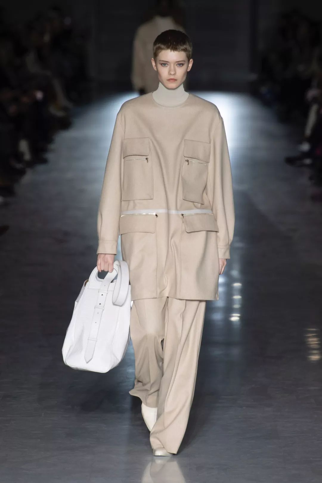 MaxMara男士穿搭,maxmara黑色西装外套怎么搭