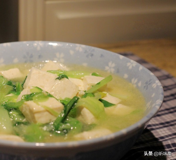 春季嘴巴爱起泡,那你非常适合今天这几道菜!