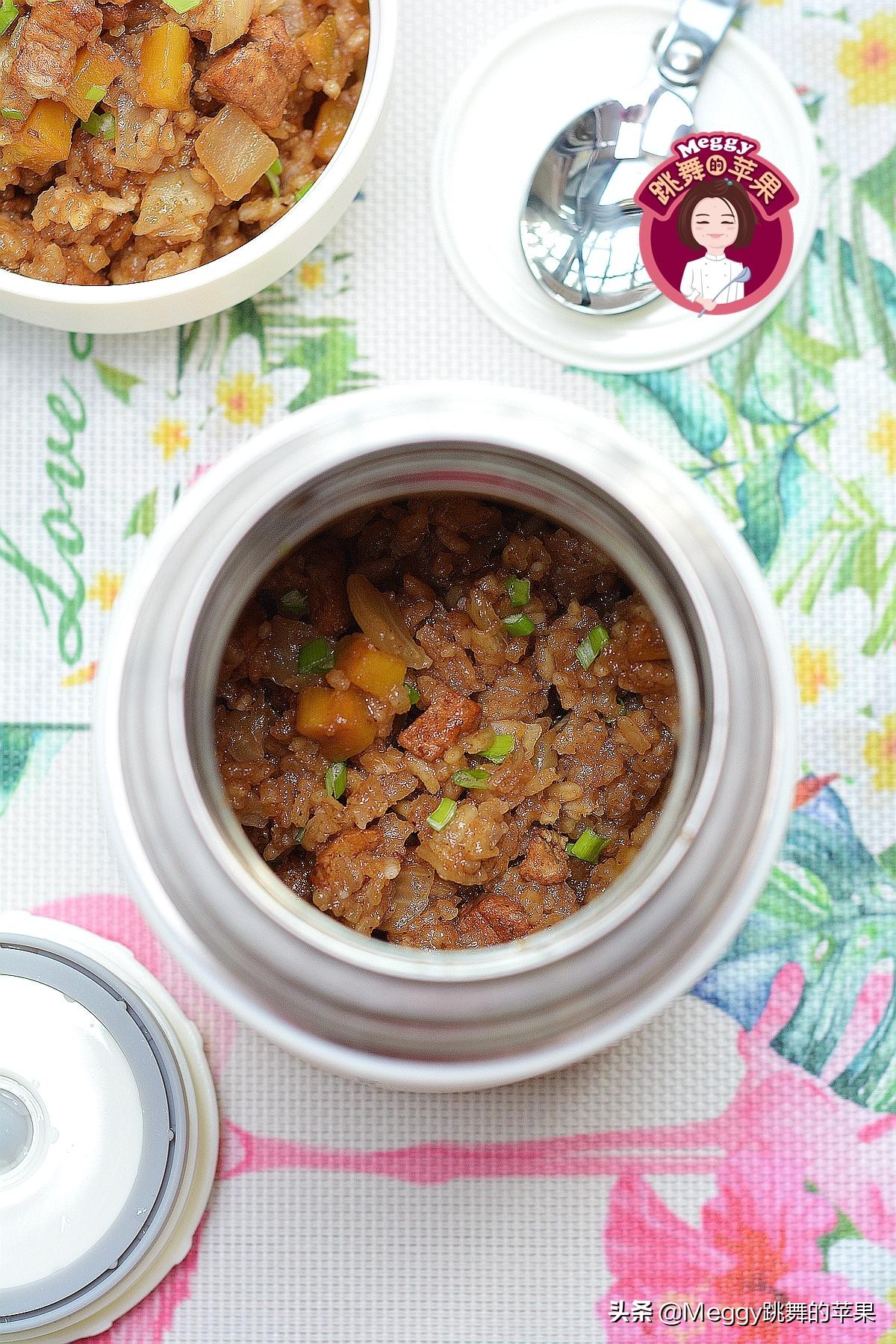 剩米饭秒变新鲜饭做法,生米做懒人焖饭