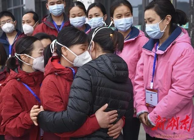 医心：湘女多奇志战疫立殊功