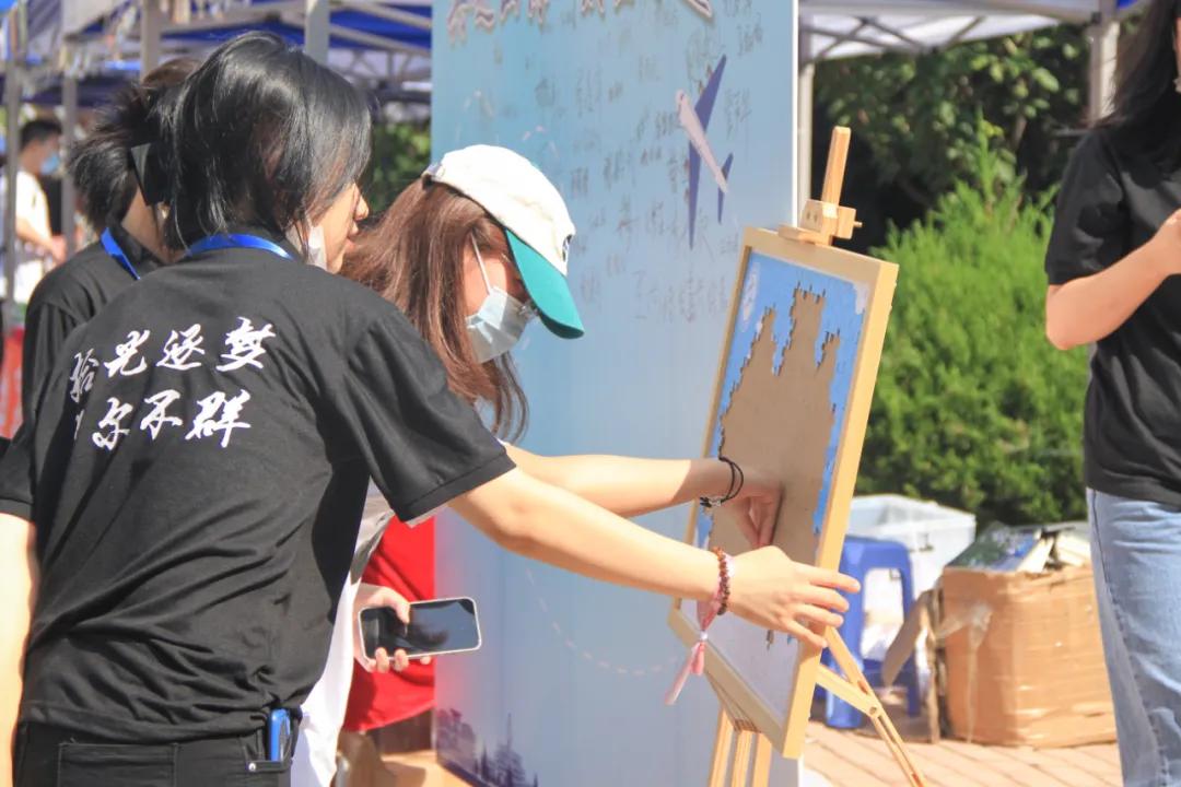 迎接新工人,欢迎新老工人