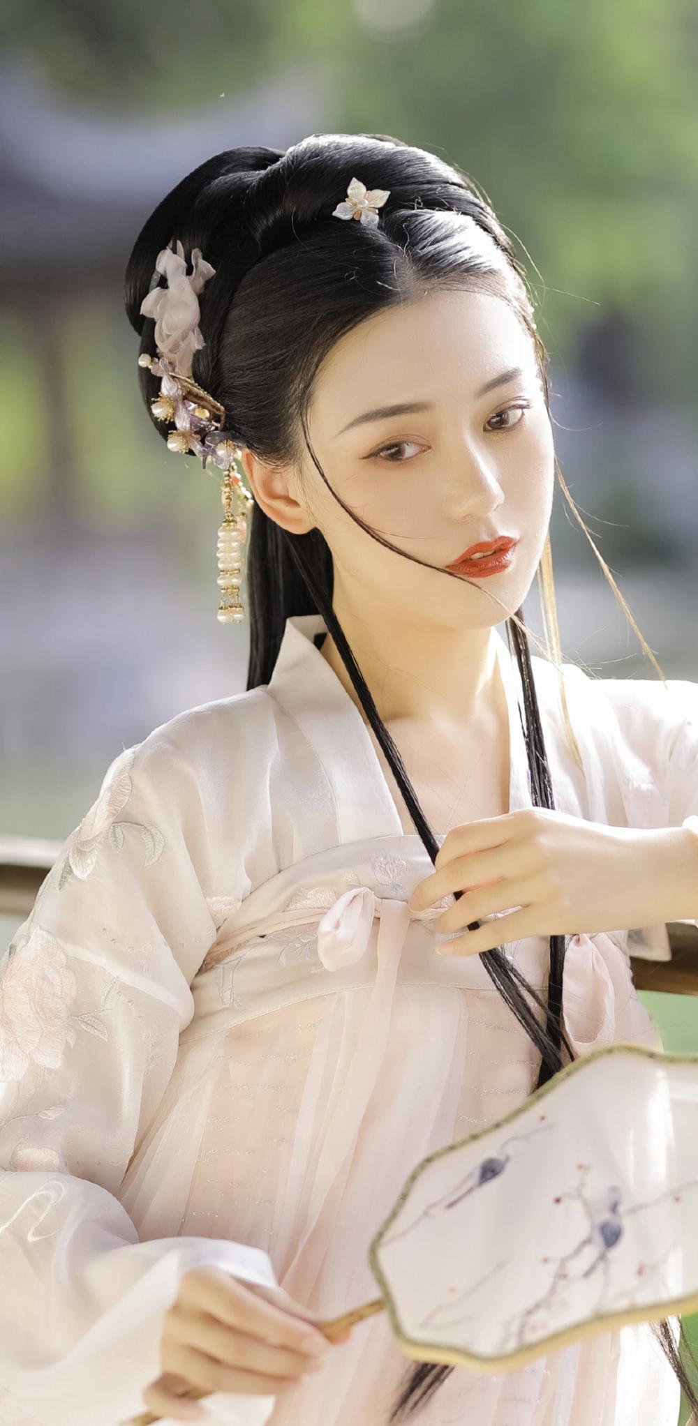 超简单的汉服发型保证可以学得会,适合汉服的发型无需发饰不是刘海