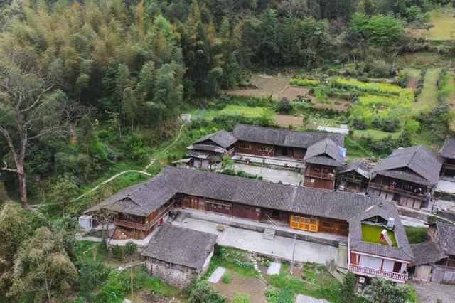 小南海地震遗址天气,这个地方为啥叫葫芦岛