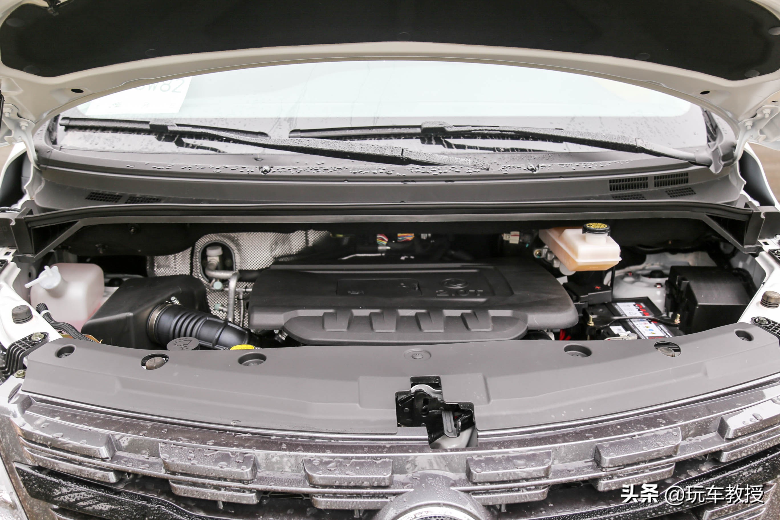 空间大十万左右车耐用,万元起这几款亲民小车轻松开回家