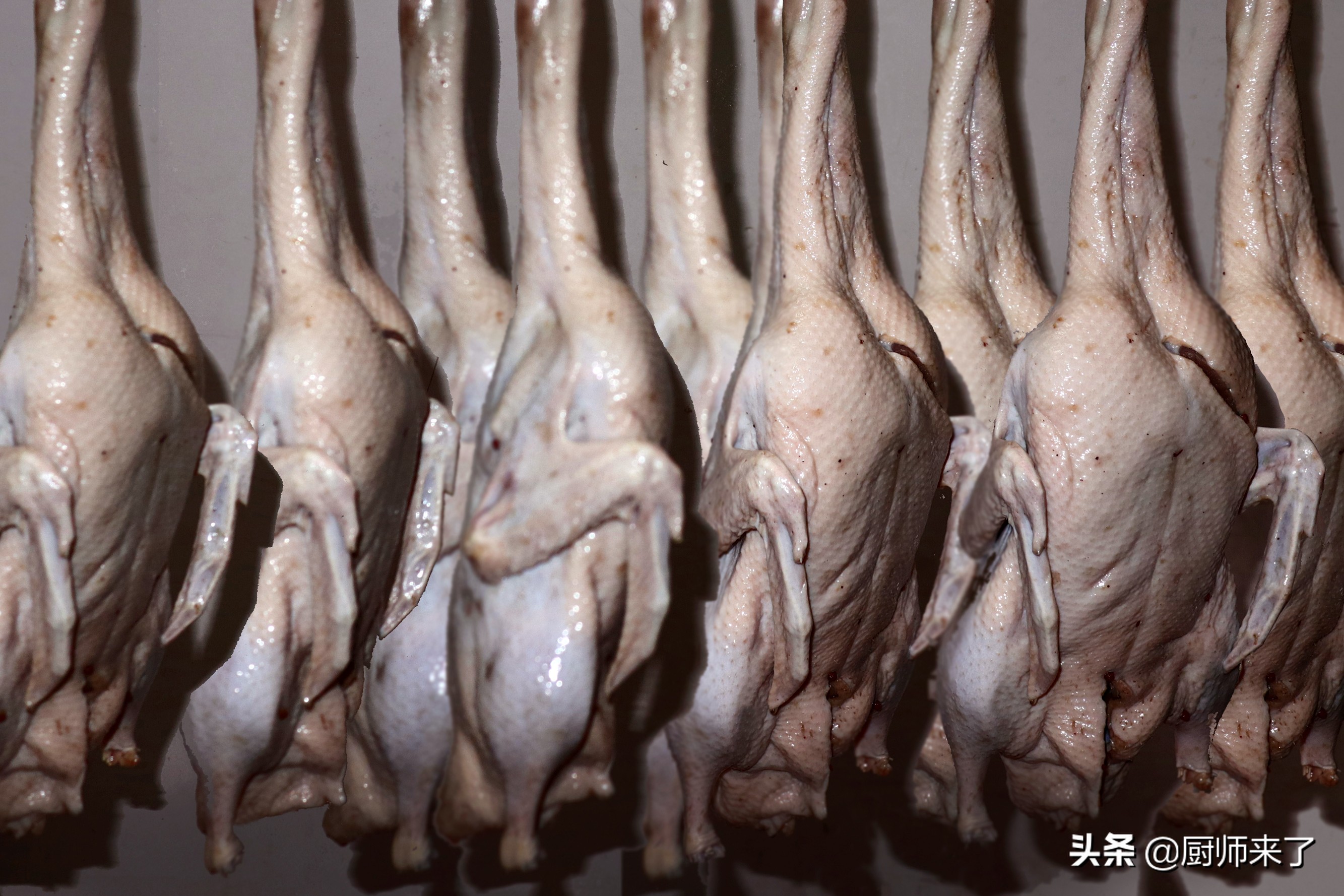 花椒盐水鸭怎么做好吃视频教学,花椒盐水鸭的正宗做法