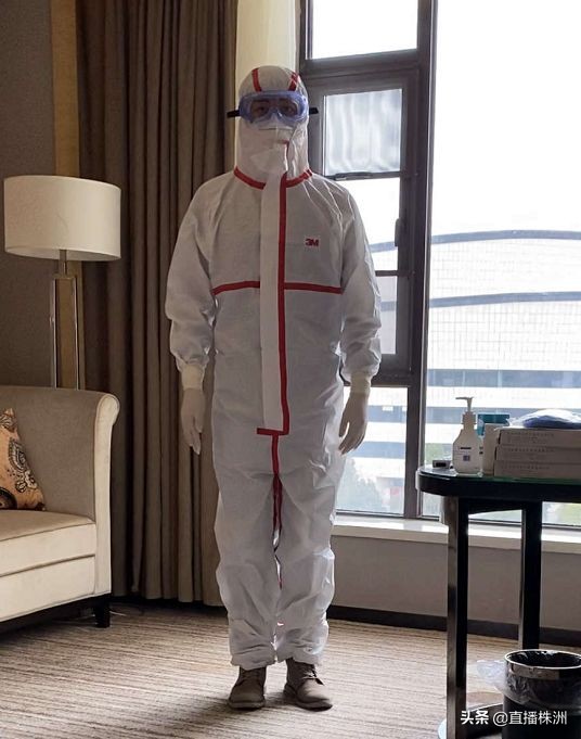 超硬核防疫中国,抗击疫情党员冲在第一线超燃