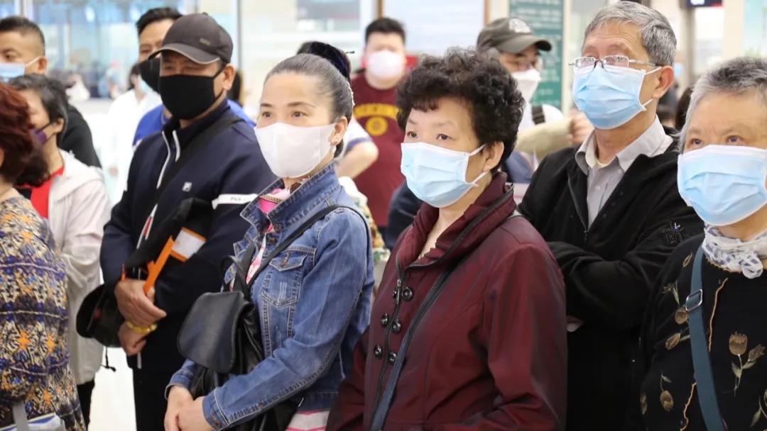 女性肚子变大都是肥胖？NO！腰围增大、吃不下…这些症状该警惕！