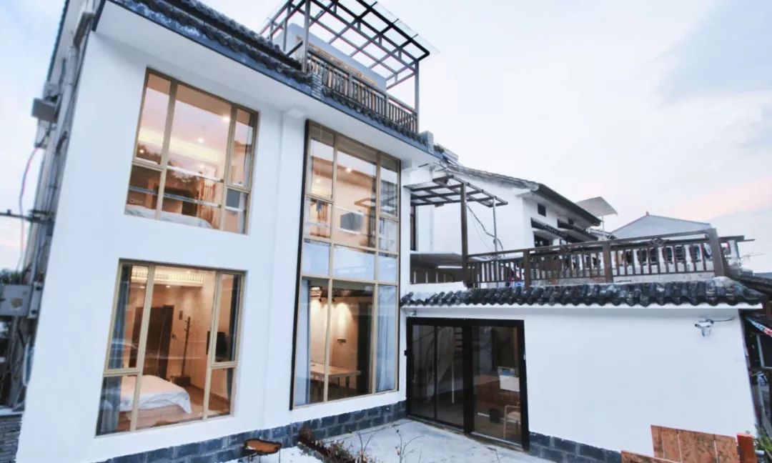 睡遍全国15个景区里的如程美宿，2岛3湖4山6古镇任你玩