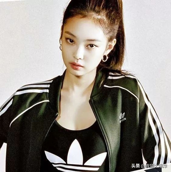 blackpinkjennie猫咪,blackpinkjennie猫眼妆