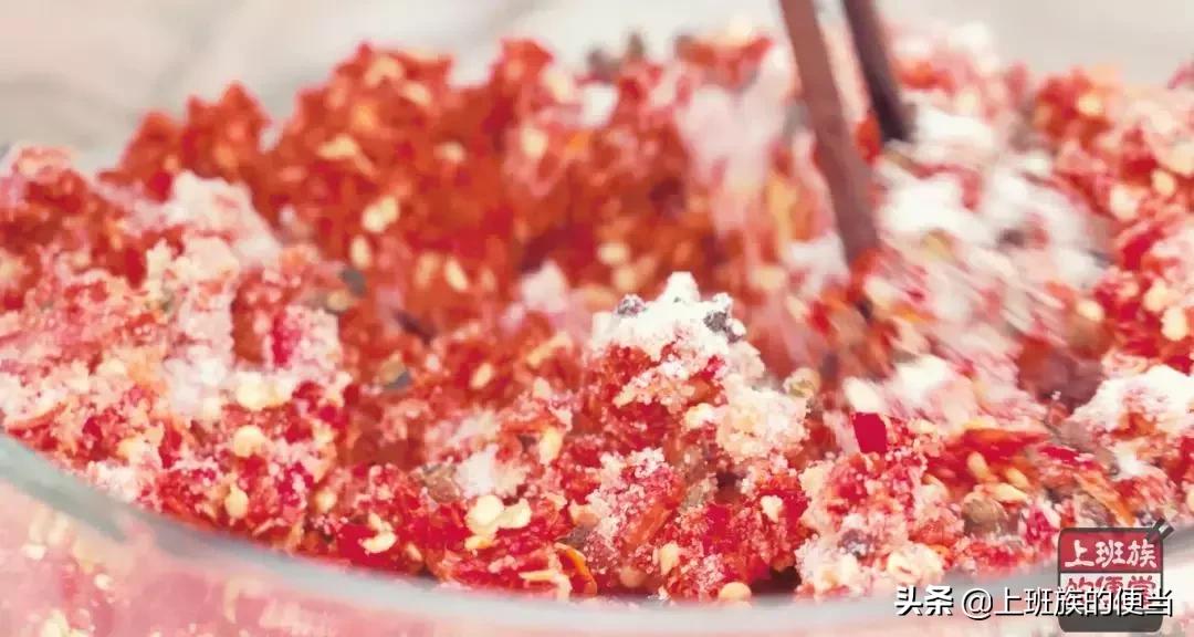 怎样炒辣椒面香,辣椒碎怎么炒又香又辣