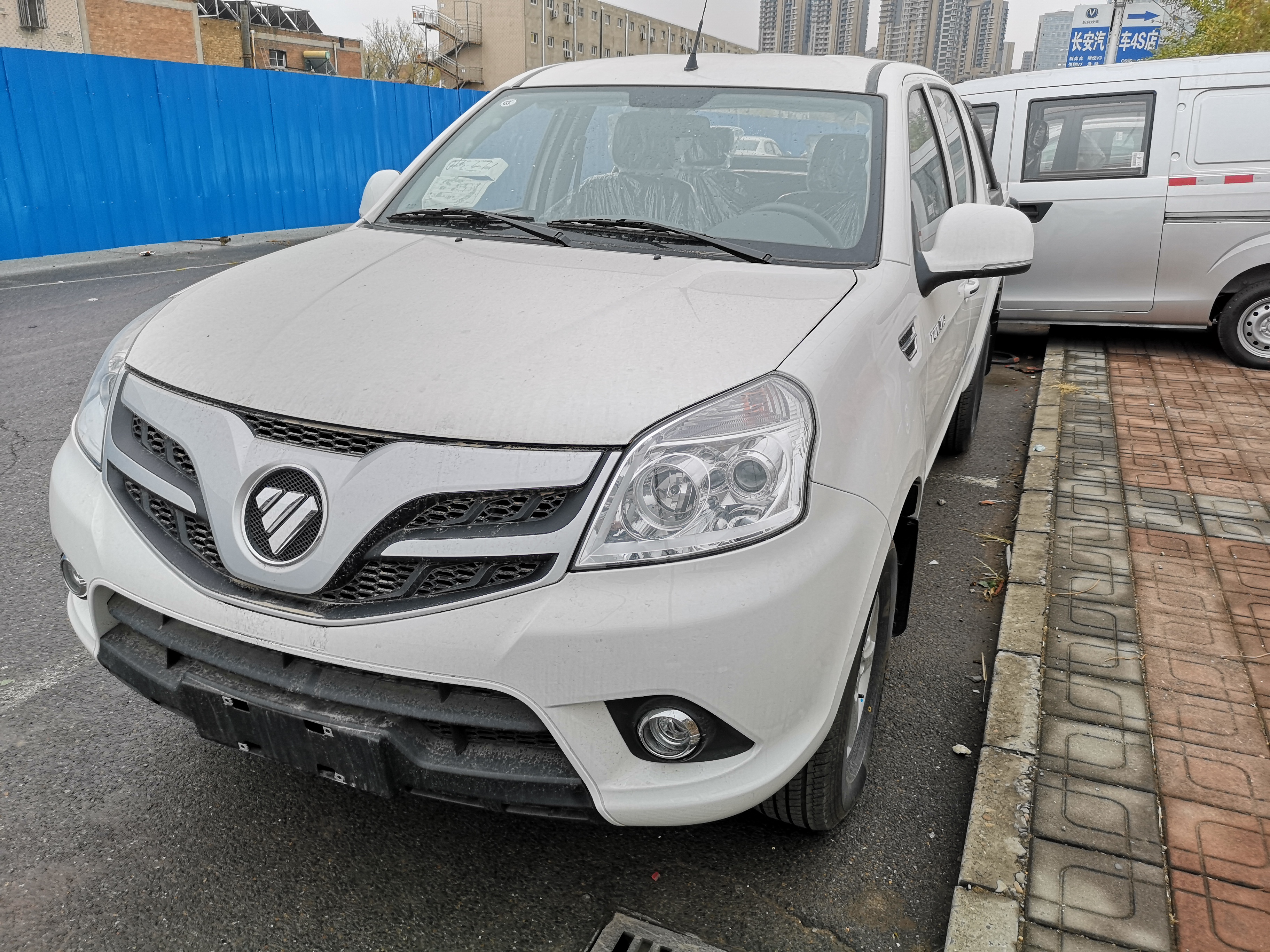 福田皮卡拓陆者e3落地价,实拍拓陆者e3皮卡