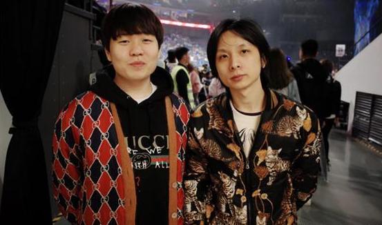 Dota是工作，LOL是生活！Emo直播LOL，贾克斯拿4杀