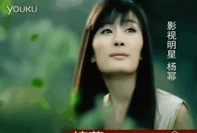 整容后的女明星老了,整容严重变性的女明星