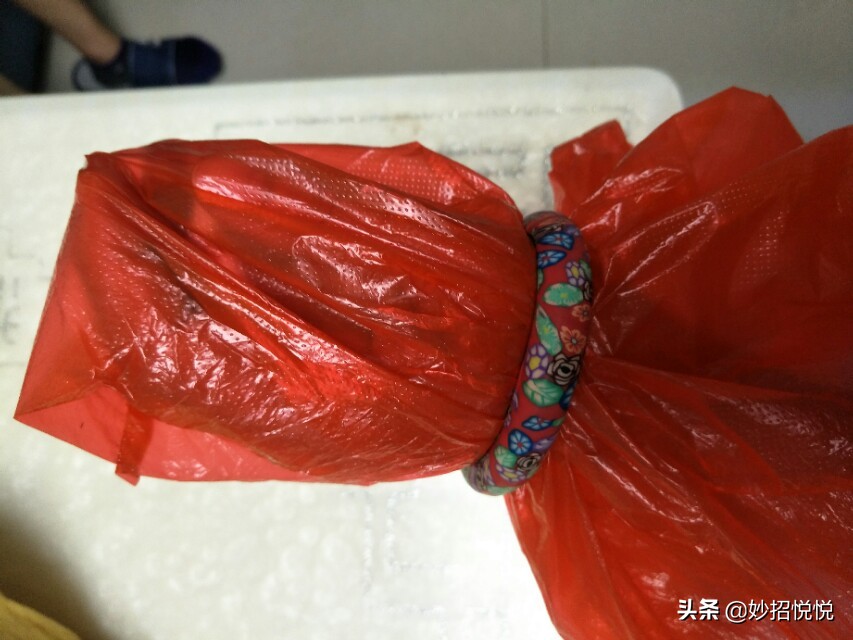 手镯长胖了怎么摘下来,手镯太小手胖怎么办