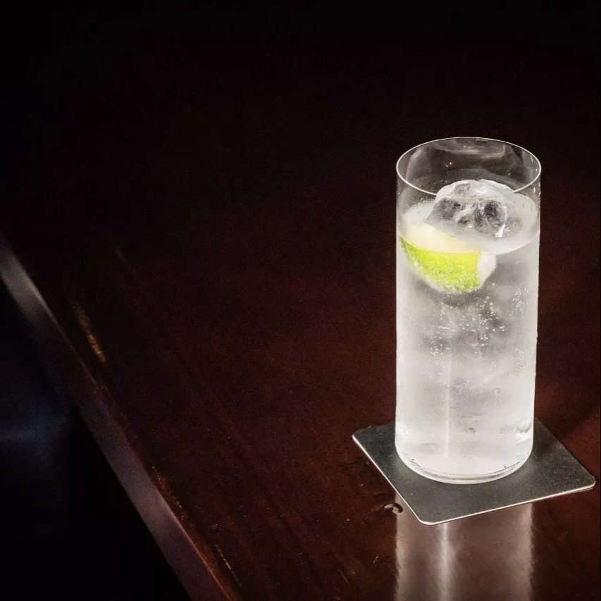 酒吧最出名的鸡尾酒叫什么,酒吧最著名的十款调酒