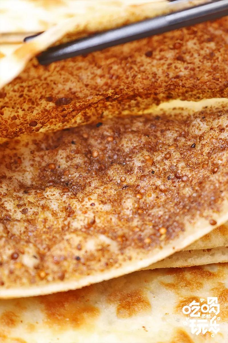 草原蒙古包烤羊腿,蒙古包山庄烤全羊烤羊腿