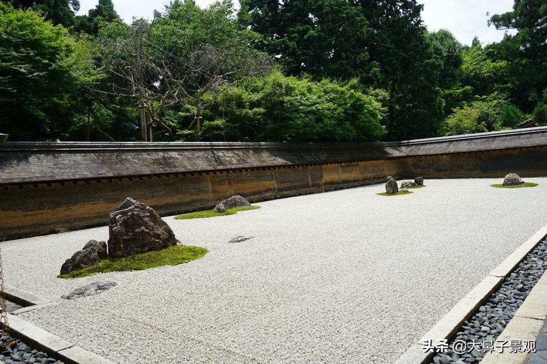 日式佛教枯山水庭院,日式50平米枯山水小庭院设计