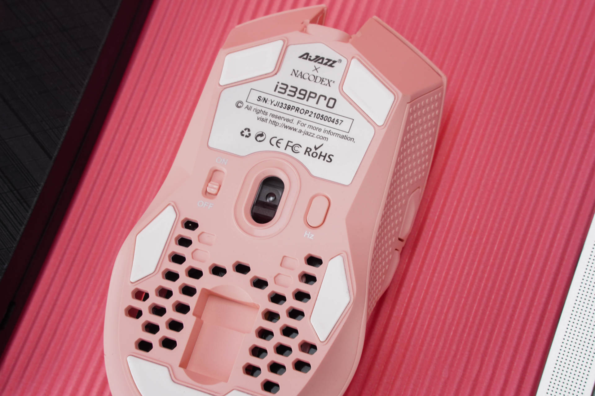 有颜值有重量的鼠标,又有颜值又好用的鼠标