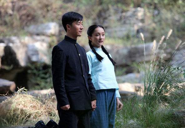 5年后重温《红高粱》,我才明白,这种女人才是男人胸口的朱砂