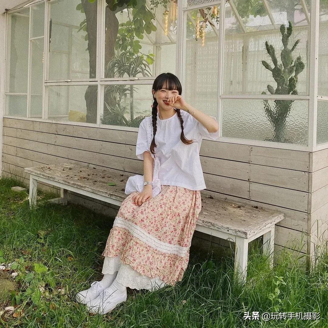 单手捂脸拍照姿势女生,女生自拍姿势单手