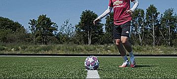 怎么传出直塞,内贴地弧线传球怎么传的