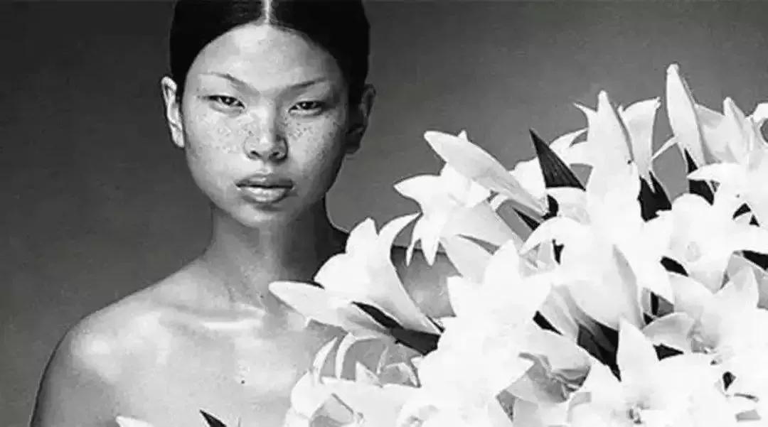 吕燕这么丑为何会成为超模,名模吕燕的长相