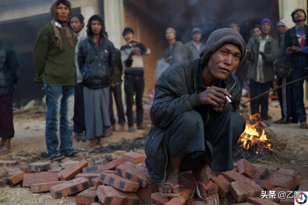 回流嫌疑人自述在缅北被ak47抵头,被ak-47击中