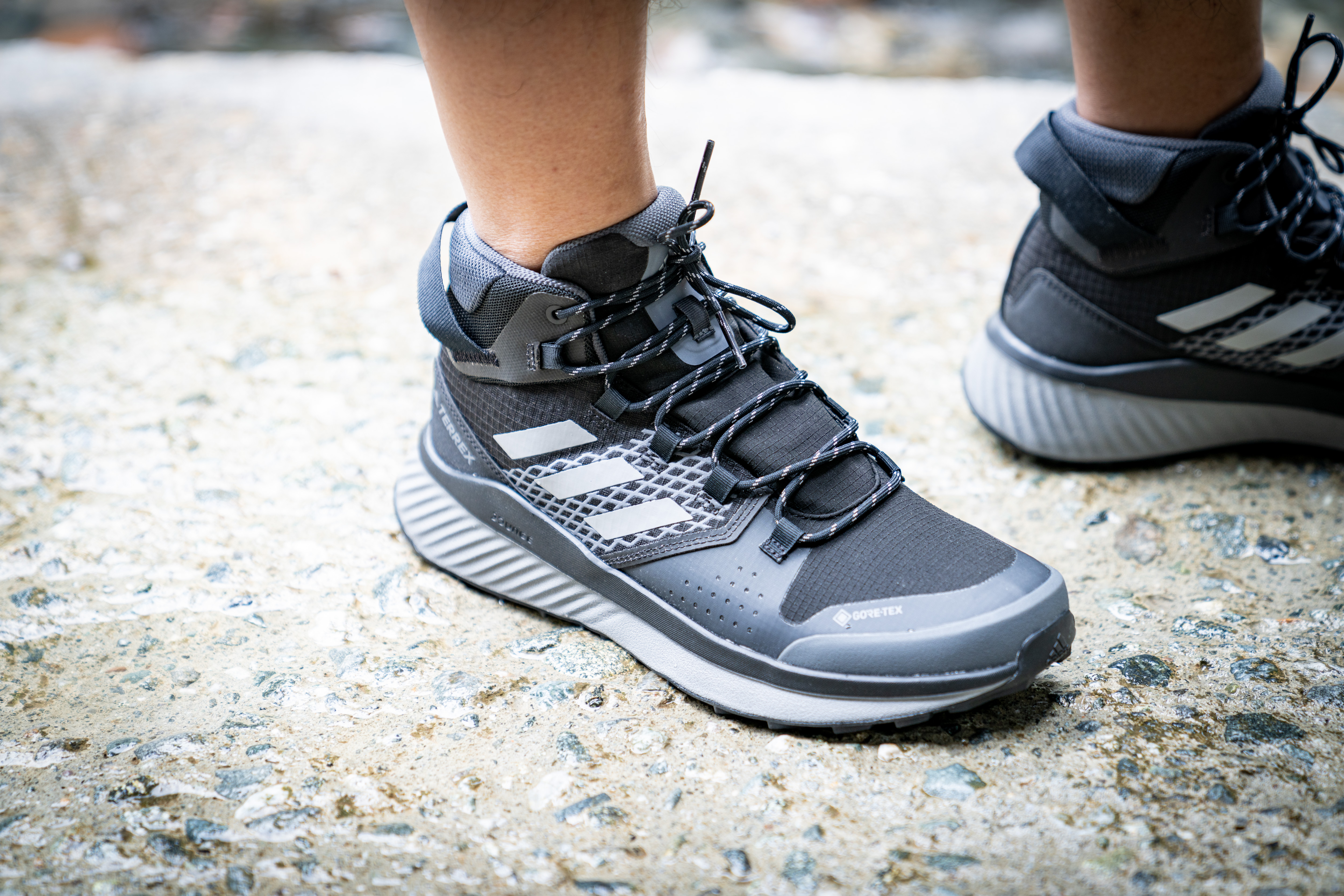 adidasterrex户外鞋卡其色,adidasterrex户外跑鞋评测