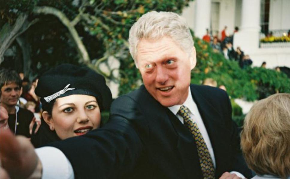 莱温斯基在白宫时照片,莱温斯基克林顿的表现