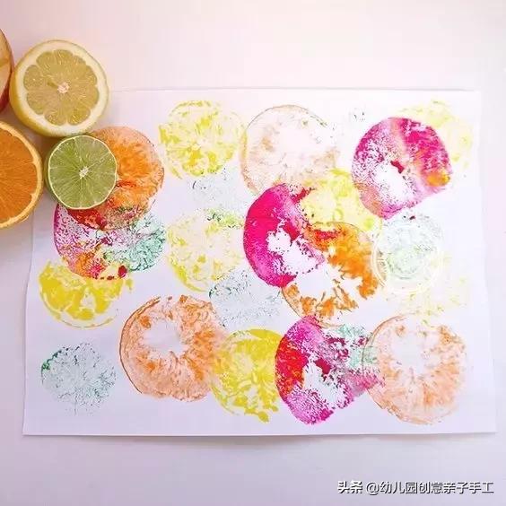 幼儿创意美术花瓣拓印,如何创作一幅优秀的蔬果拓印画