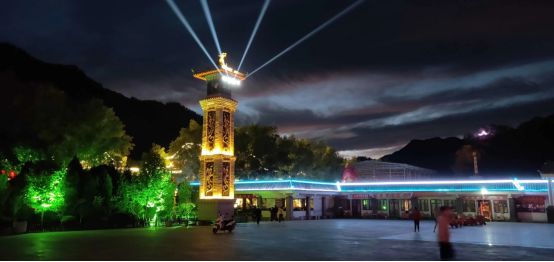 西泰山的特点是什么,西泰山为啥叫西泰山