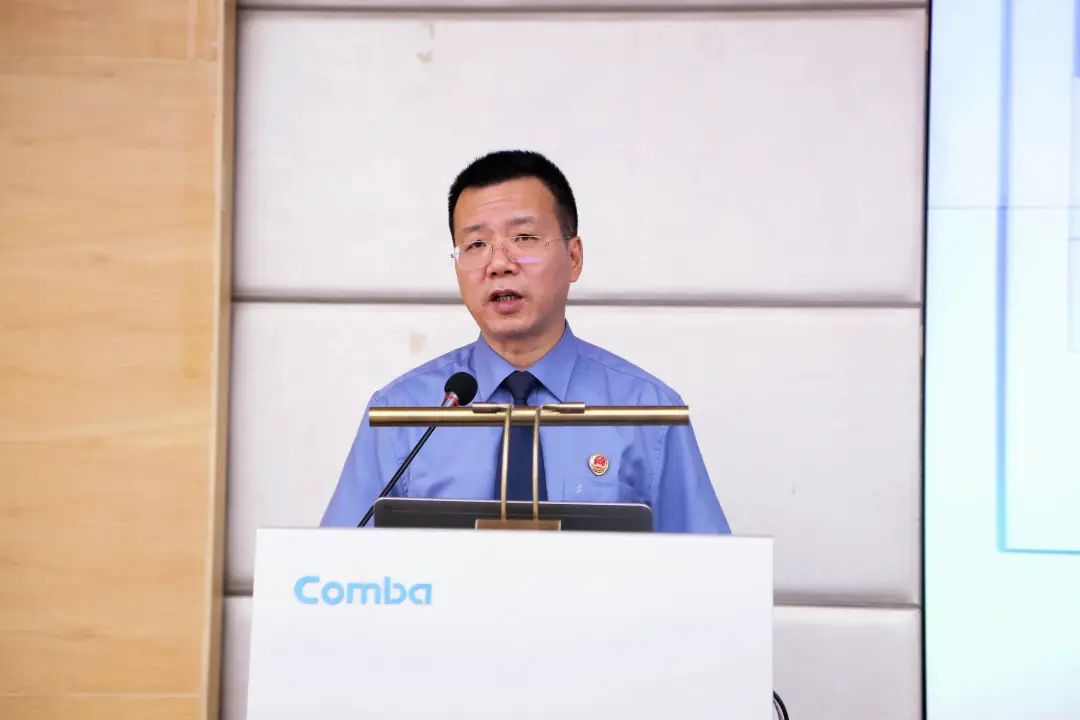 【小明微播报】我院陈焯霖检察长走进京信通信开展法治培训