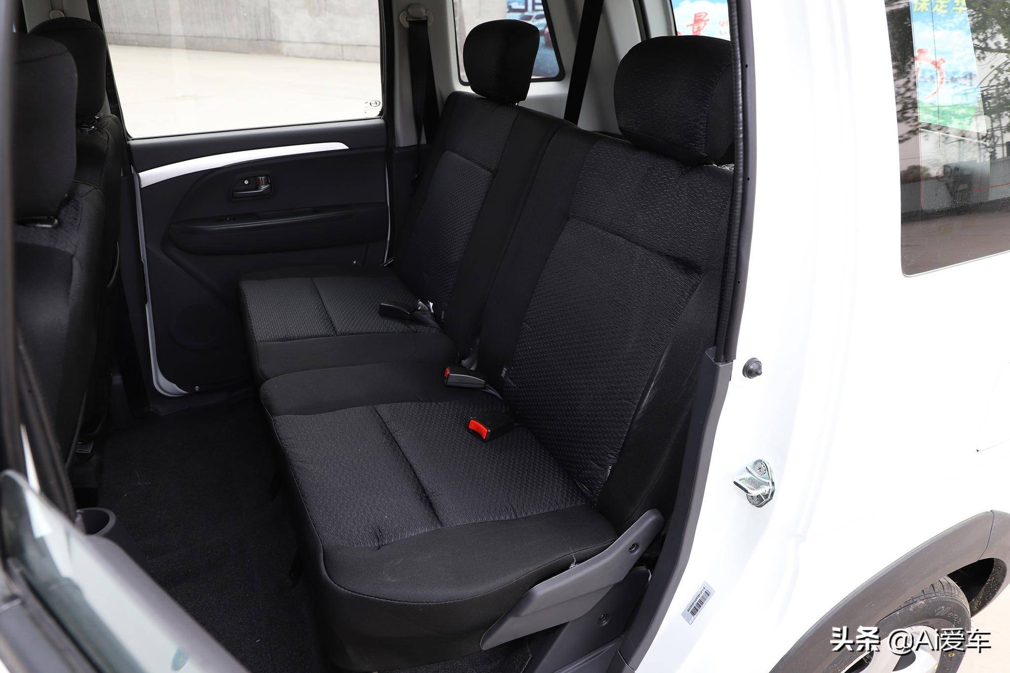 省油便宜性价比高的代步车,特别省油的代步车