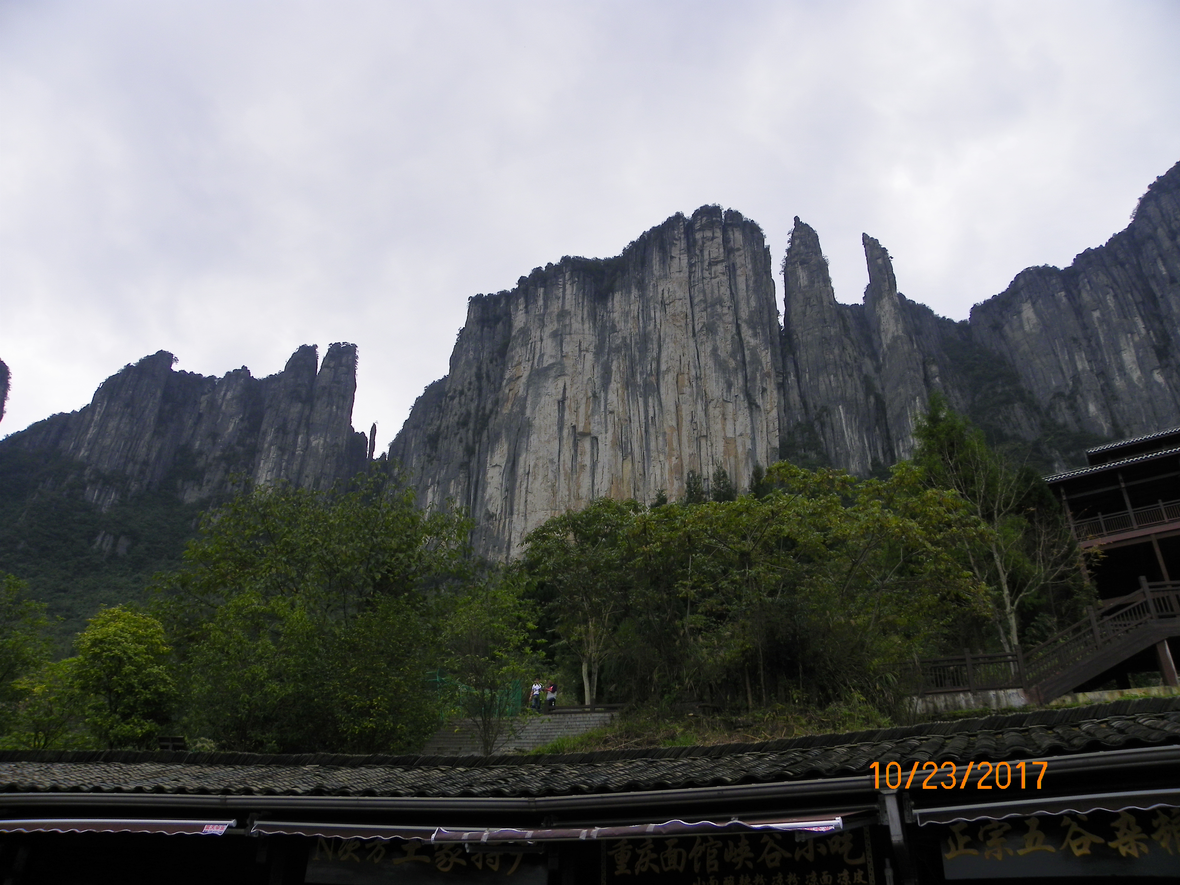 閲嶅簡涓夊场鎭╂柦,涓囧窞鍘绘仼鏂芥湁鍝簺鏅尯