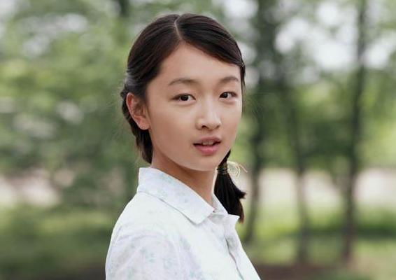 周冬雨长得一般却能演电影,张艺谋为什么说周冬雨适合演电影