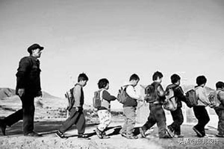 20个经典儿童小猫的小故事,20个经典小故事大道理小学生