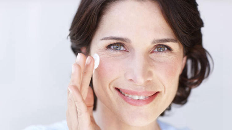 一款好的妆前乳打造完美底妆,想让底妆更持久的化妆次序