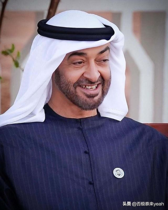 阿拉伯传统白袍,阿拉伯白袍装束