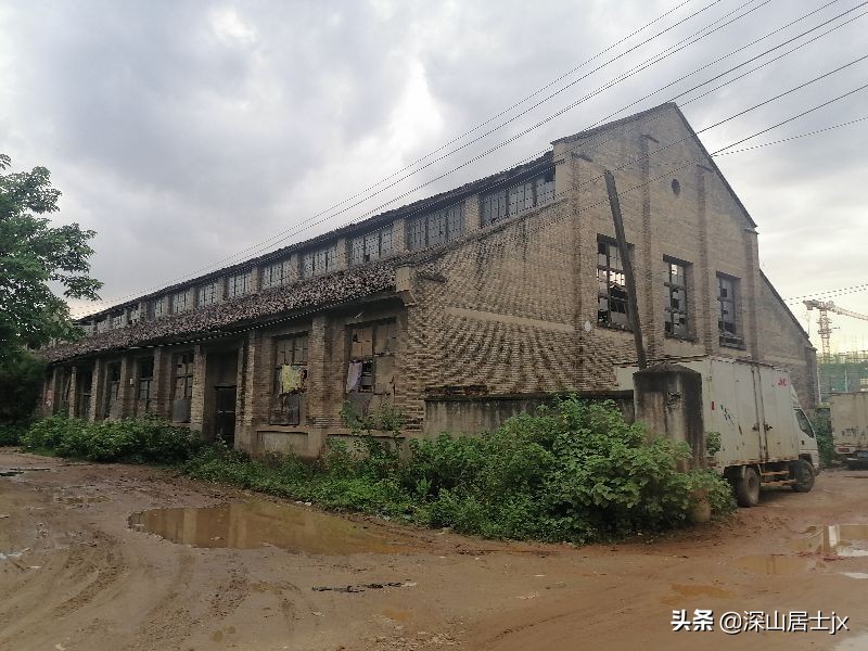 第一个下海的泰和县联合收割机厂