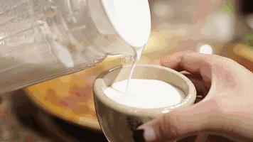 聊聊“痘痘”朋友的饮食“大忌”