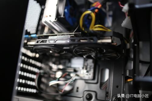 电脑蓝屏死机是什么地方出了问题,电脑蓝屏死机主要原因有哪些