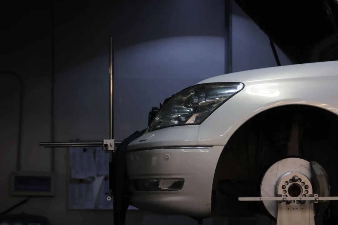 怪兽修车:翻新一辆2005年凌志LS430,当年百万经典车,满血复活