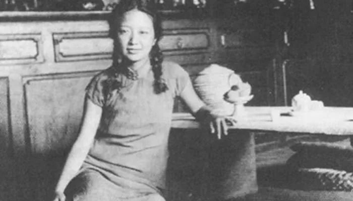 郭婉莹：优雅是唯一不会褪色的美，就算刷马桶、抓奸也要活成诗