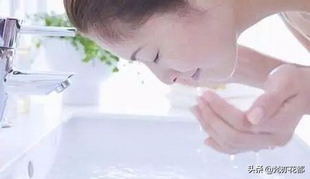 脸部出油到底怎么解决,脸部出油头发出油多怎么调理