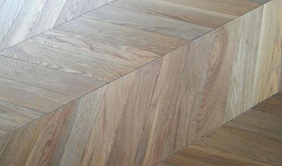 人字拼与鱼骨拼哪个贵,鱼骨拼和人字拼哪个好看