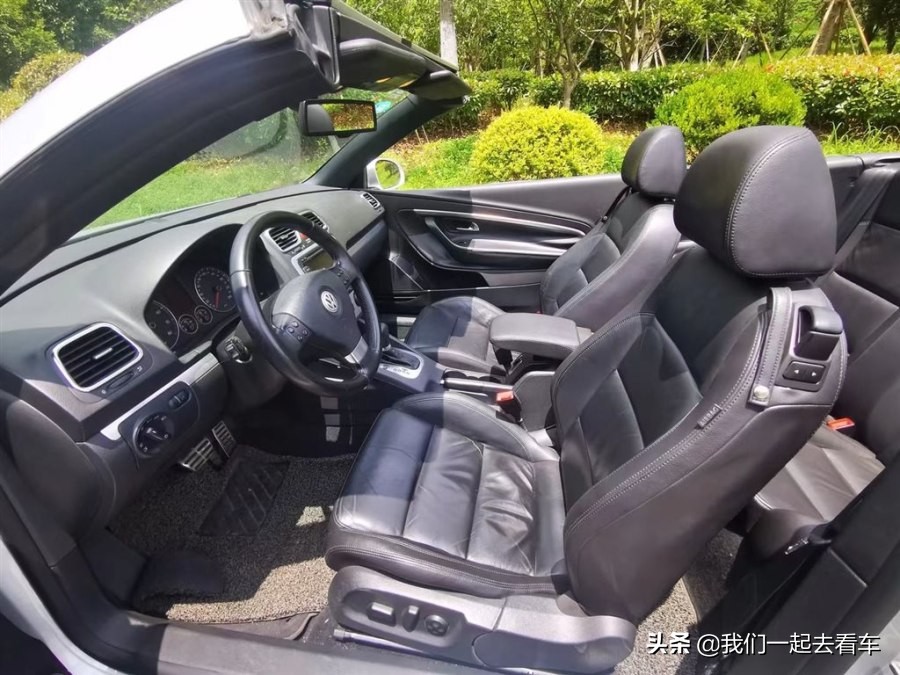 大众又新推出高颜值敞篷车,大众硬顶敞篷车12万外观